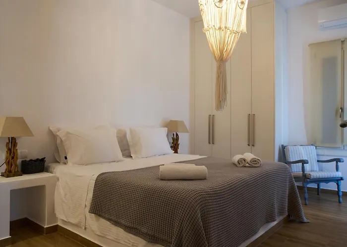 La Maison * Αλυκή