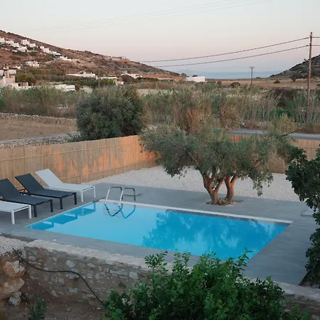 La Maison - Two Private Apartments, One With Private Pool * Alikí