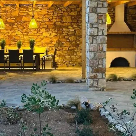 La Maison - Two Private Apartments, One With Private Pool Semesterbostad Alikí